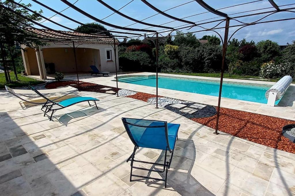 קסטרה Villa 140 M² Hab. Avec Piscine מראה חיצוני תמונה